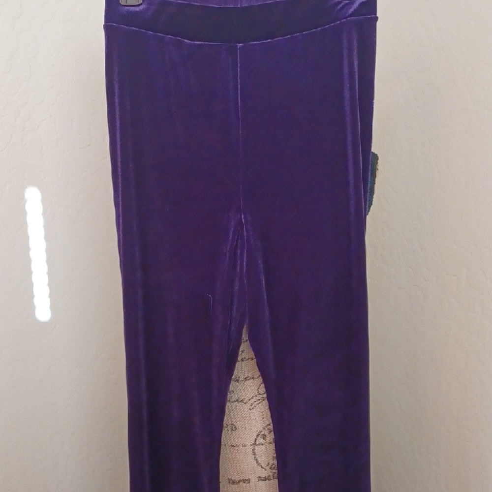 MIDNIGHT HOUR 2X PURPLE VELVET FLARED LEGGINGS